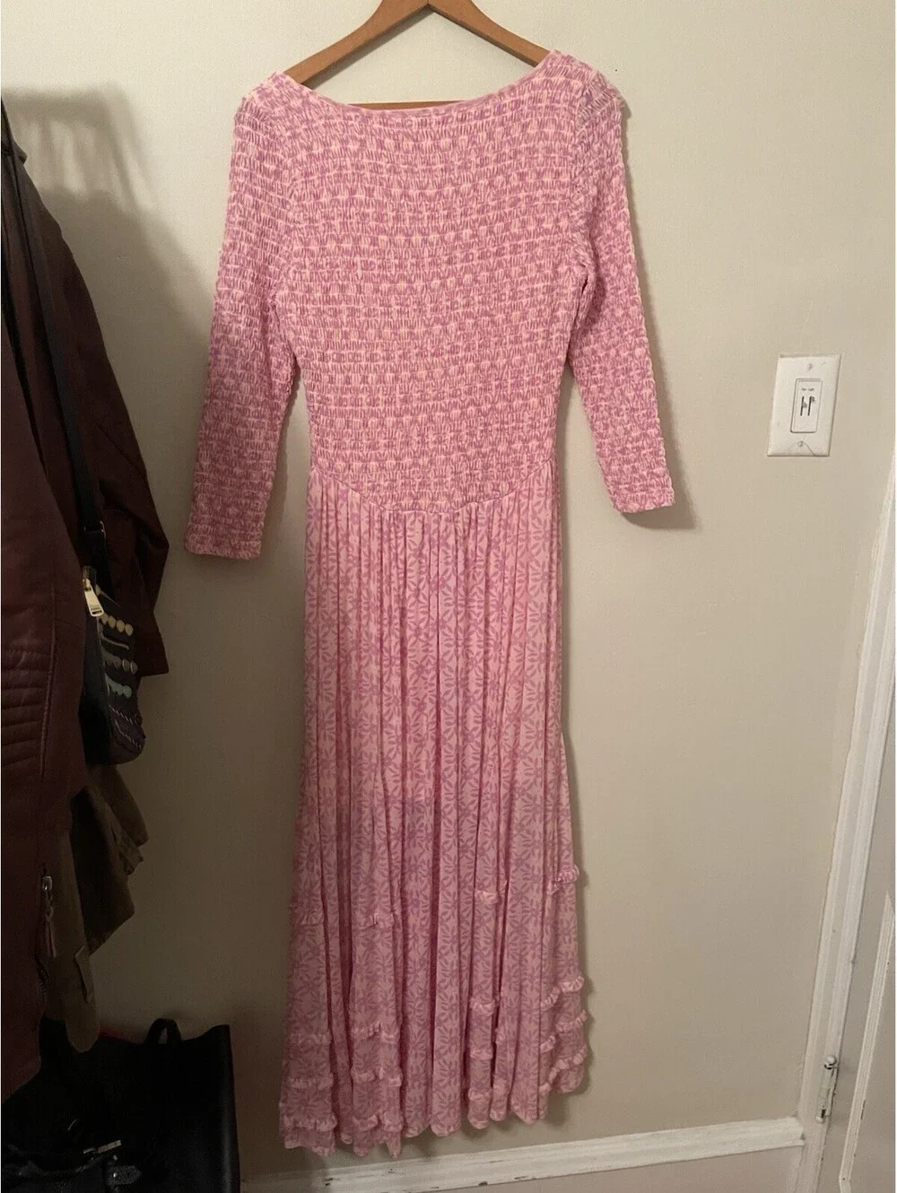 Free People Womens Its Fate Midi Dress Pink Printed Shirred 3/4 Sleeve Medium M